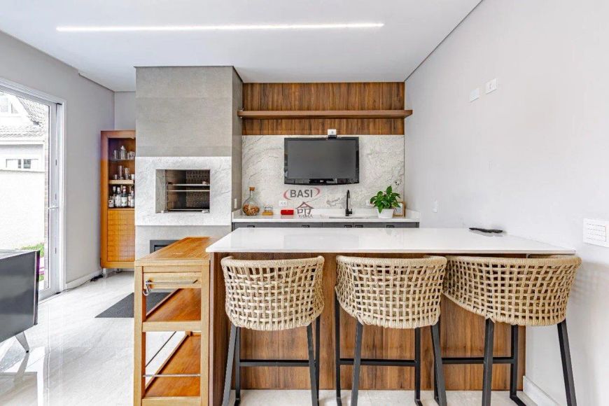 Casa no condomínio Jardim Ámerica, 3 suítes