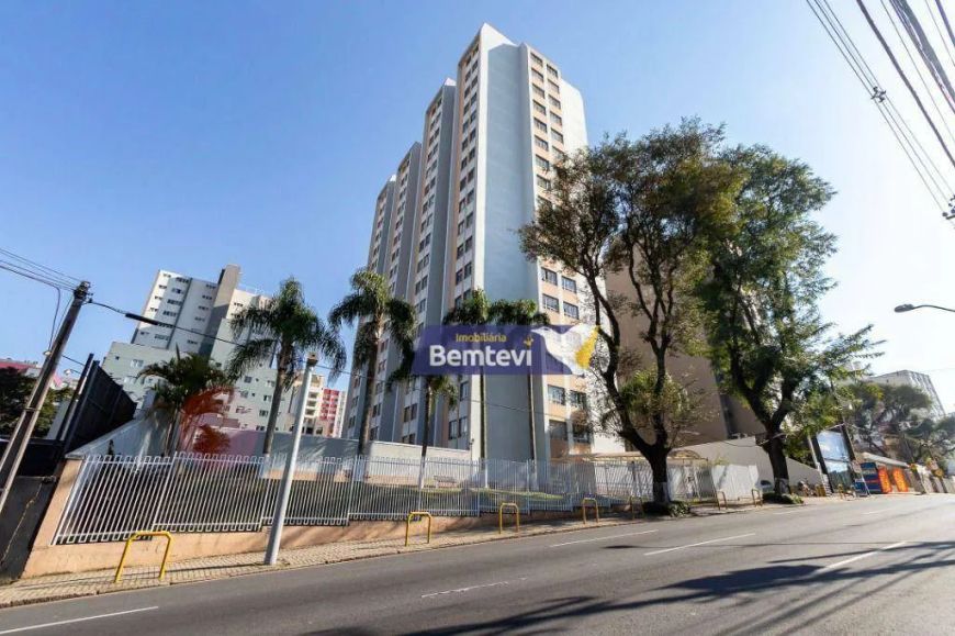 Apartamento com 2 dormitórios à venda, 54 m² por R$ 370.000,00 - Água Verde - Curitiba/PR