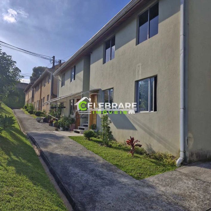 APARTAMENTO NO SANTA CÂNDIDA,SEMI MOBILIADO,02 QTOS,ENSOLARADO