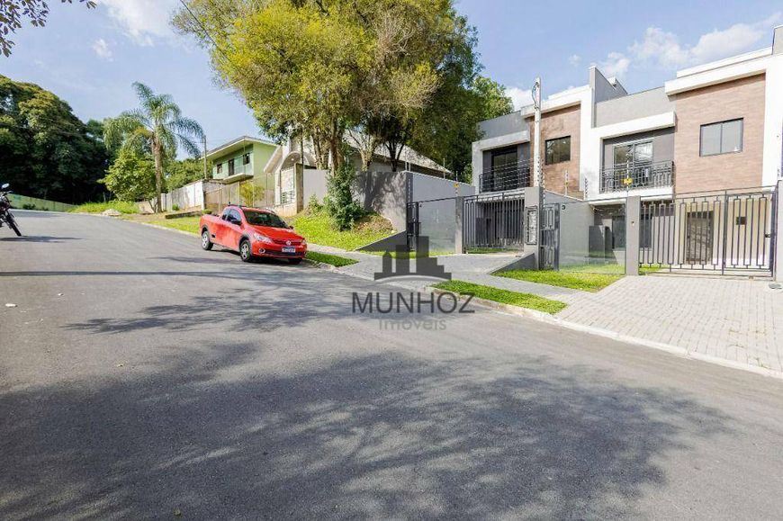 Sobrado com 3 dormitórios à venda, 96 m² por R$ 629.000,00 - Barreirinha - Curitiba/PR