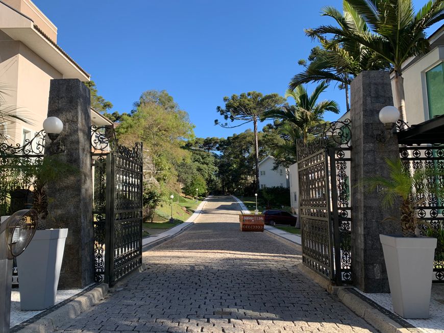 Terreno em condomínio exclusivo para venda com 1039 m2 em Santa Felicidade - Curitiba