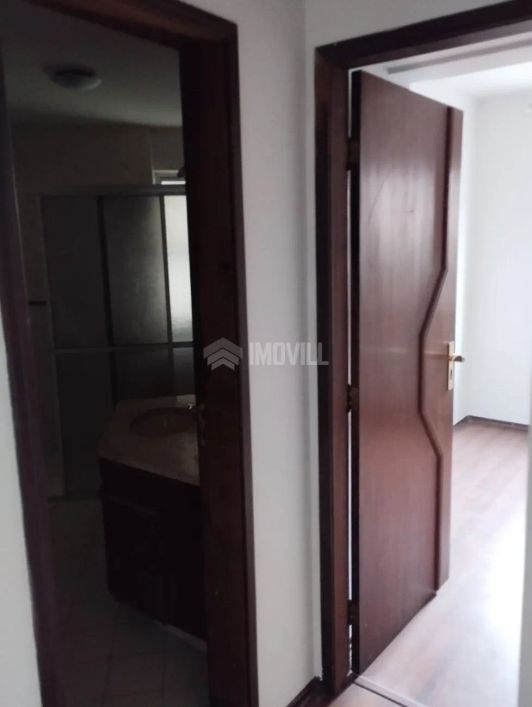 APARTAMENTO EM CURITIBA DE 03 DORMITÓRIOS