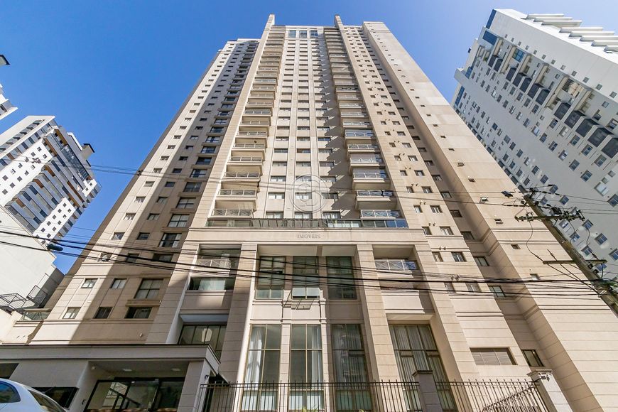 Apartamento com 3 dormitórios à venda com 129m² por R$ 1.200.000,00 no bairro Champagnat - CURITIBA