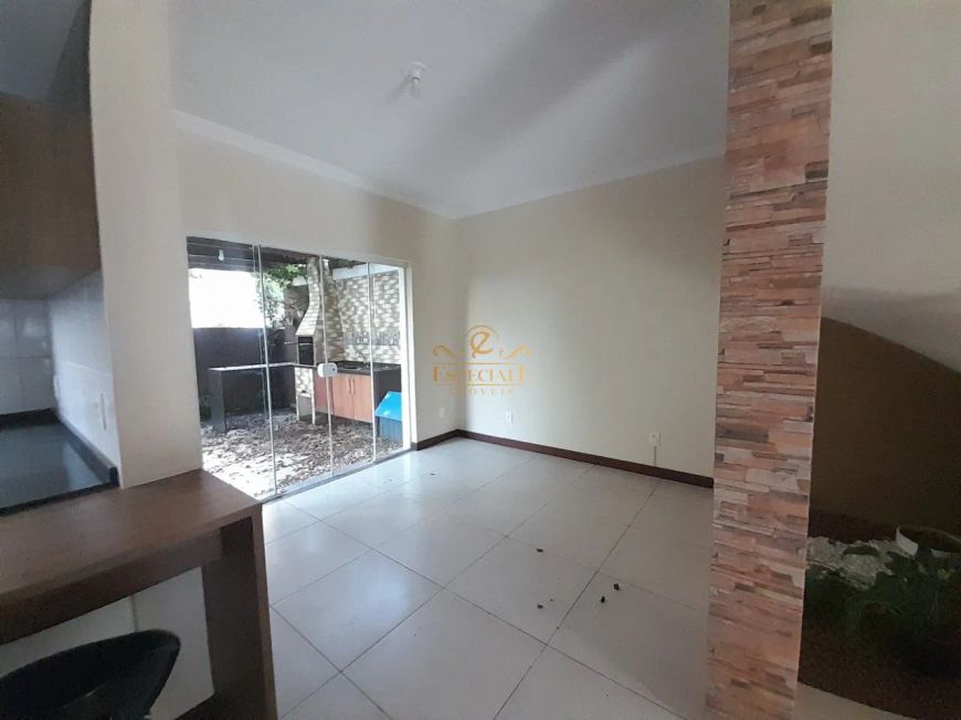 CURITIBA - Casa Padrão - Orleans