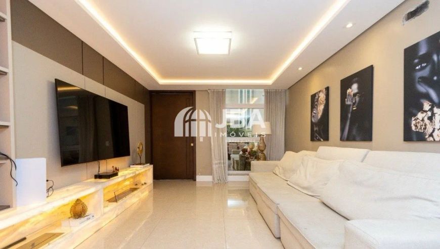 CASA COM 4 SUÍTES EM CONDOMÍNIO NO UBERABA