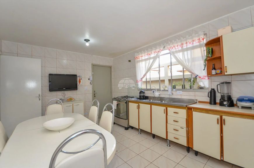 Imóvel para venda com 240 metros quadrados com 4 quartos em Santa Cândida - Curitiba - PR