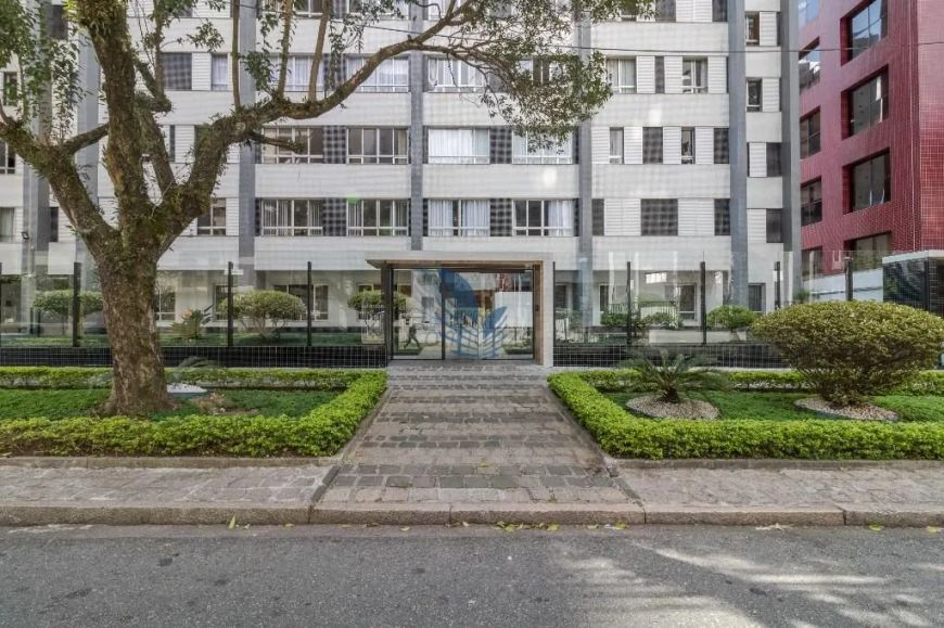 Apartamento com 4 dormitórios à venda, 142 m² por R$ 1.250.000,00 - Batel - Curitiba/PR