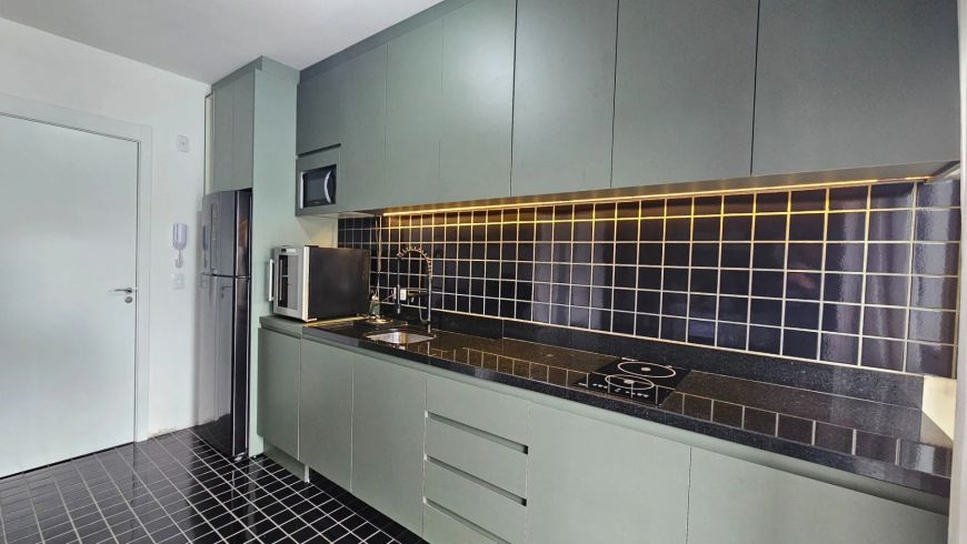 Studio Mobiliado, com 1 dormitório à venda, 25 m por R 305.000 - Rebouças - Curitiba PR