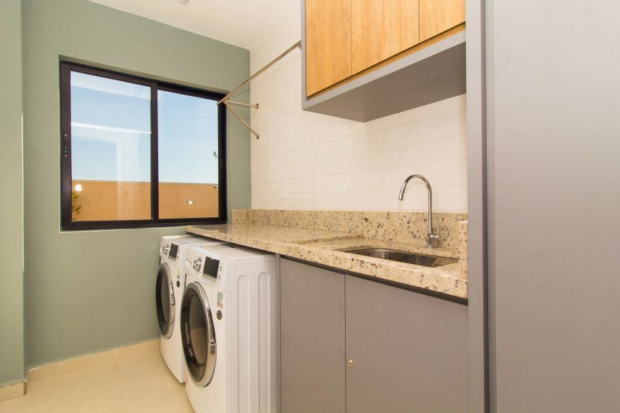 Imóvel para venda tem 65 metros quadrados com 2 quartos em Tingui - Curitiba - PR