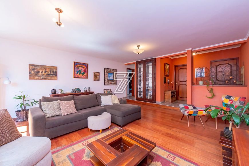 APARTAMENTO 159M² PRIVATIVOS BATEL - 3 QUARTOS, 1 SUÍTE, 3 BANHEIROS, 2 VAGAS DE GARAGEM