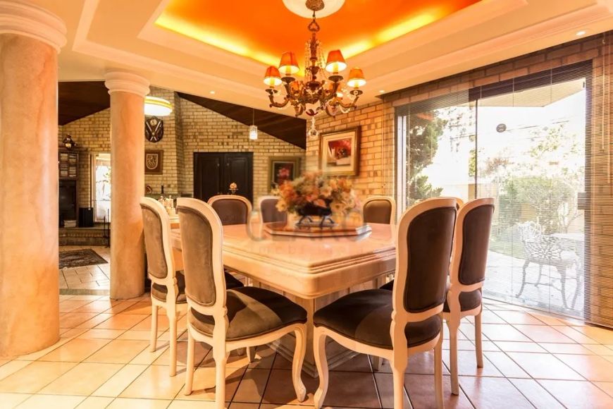 CASA A VENDA NO BAIRRO BOM RETIRO 968m² | com 04 quartos