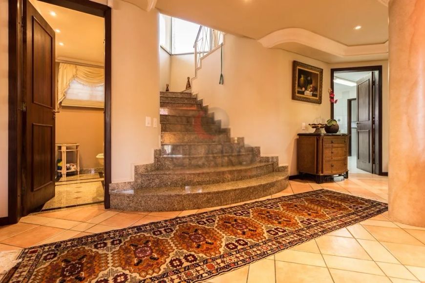 CASA A VENDA NO BAIRRO BOM RETIRO 968m² | com 04 quartos