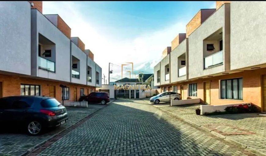 SOBRADO EM CONDOMÍNIO com 3 dormitórios à venda por R$ 800.000,00 no bairro Atuba - CURITIBA / PR