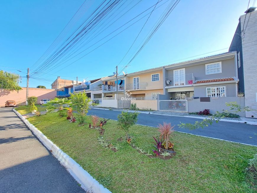 SOBRADO A VENDA EM CONDOMÍNIO FECHADO NO BAIRRO FAZENDINHA