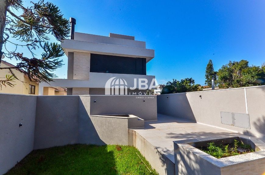 SOBRADO MODERNO COM TERRAÇO NO SANTA QUITÉRIA!