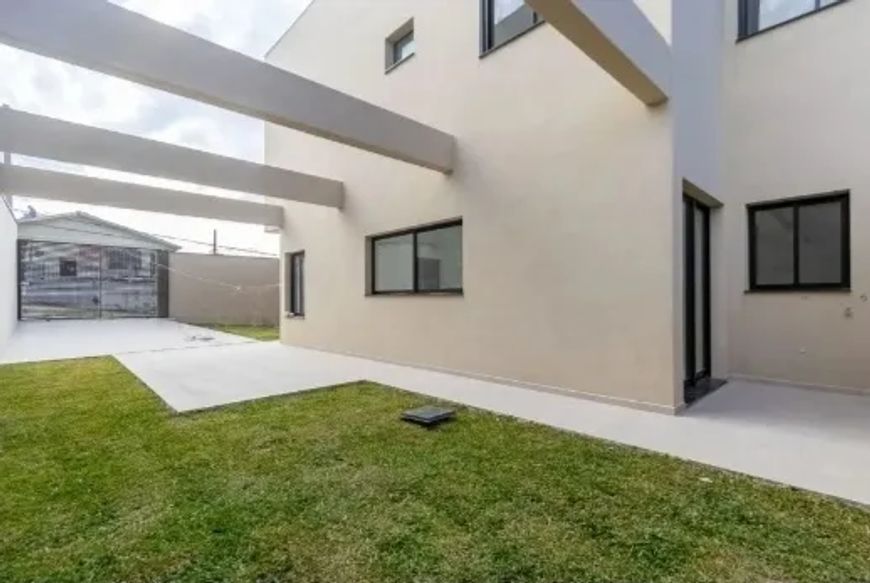 CASA com 3 dormitórios à venda com 145.02m² por R$ 1.198.000,00 no bairro Uberaba - CURITIBA / PR