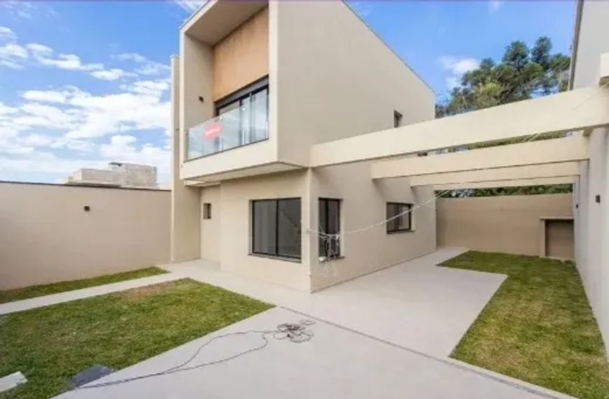 CASA com 3 dormitórios à venda com 145.02m² por R$ 1.198.000,00 no bairro Uberaba - CURITIBA / PR