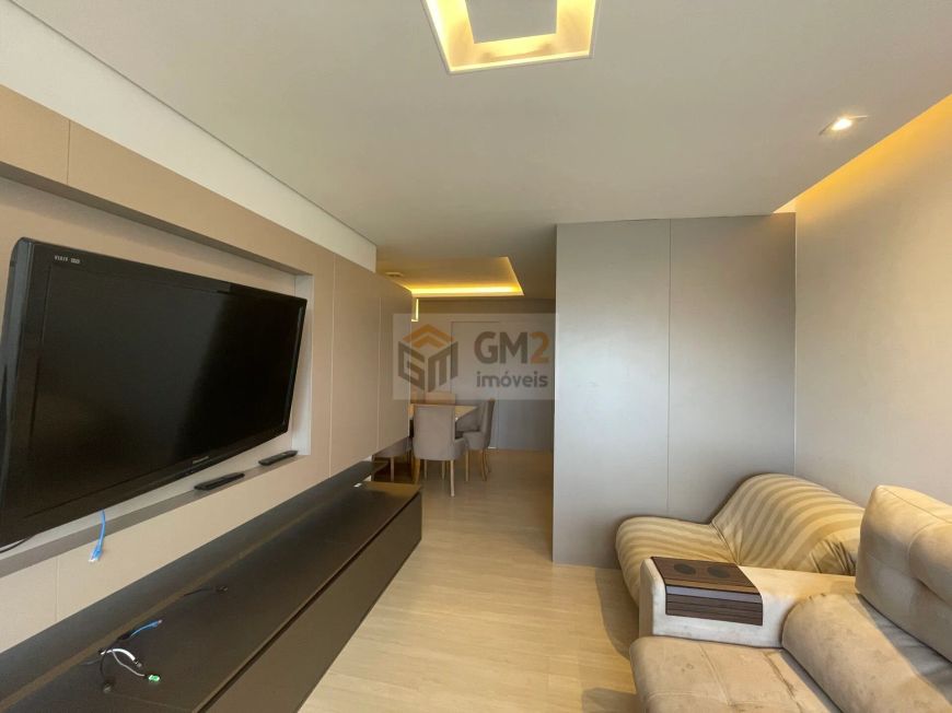 Apartamento reformado, porteira fechada, 3 quartos no Ahú – Curitiba