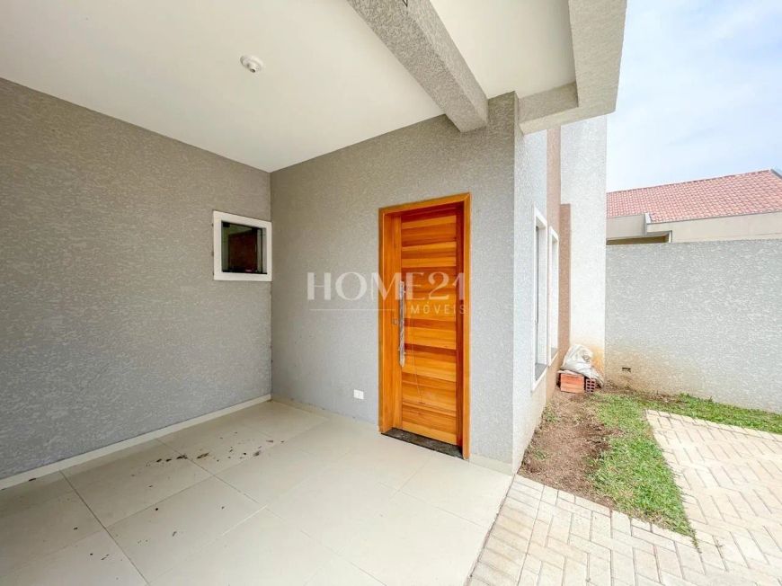 Sobrado com 3 Quartos à Venda no Pinheirinho