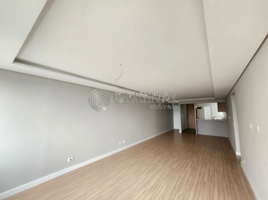 APARTAMENTO TOTALMENTE REFORMADO COM 3 DORMITÓRIOS PARA VENDA.