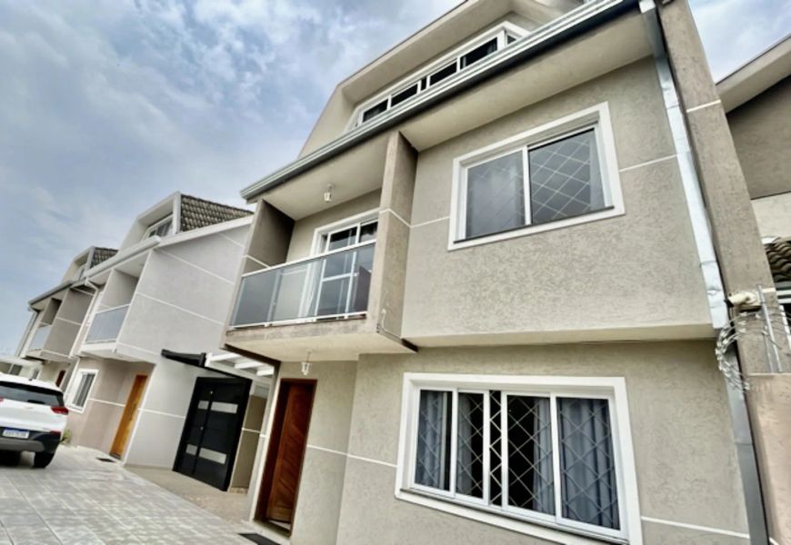 Sobrado com 3 quartos à venda por R$ 649000.00, 115.51 m2 - CAPAO RASO - CURITIBA/PR