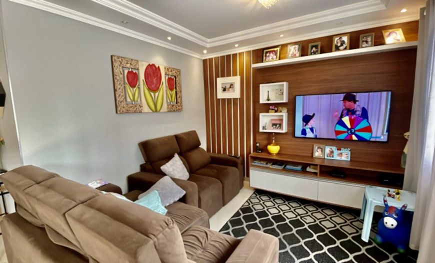 Sobrado com 3 quartos à venda por R$ 649000.00, 115.51 m2 - CAPAO RASO - CURITIBA/PR