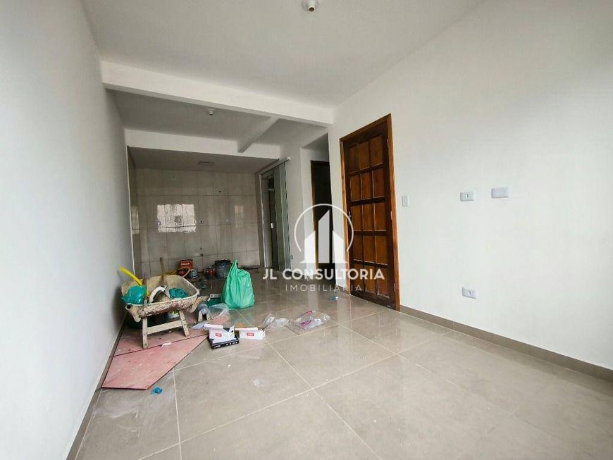 Sobrado no Sitio Cercado com terraço e ótimo acabamento