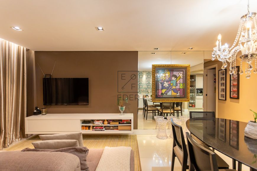 Charmoso apartamento no coração do Alto da Glória!