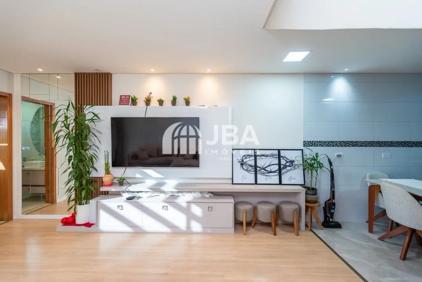 SOBRADO MODERNO NO UMBARÁ