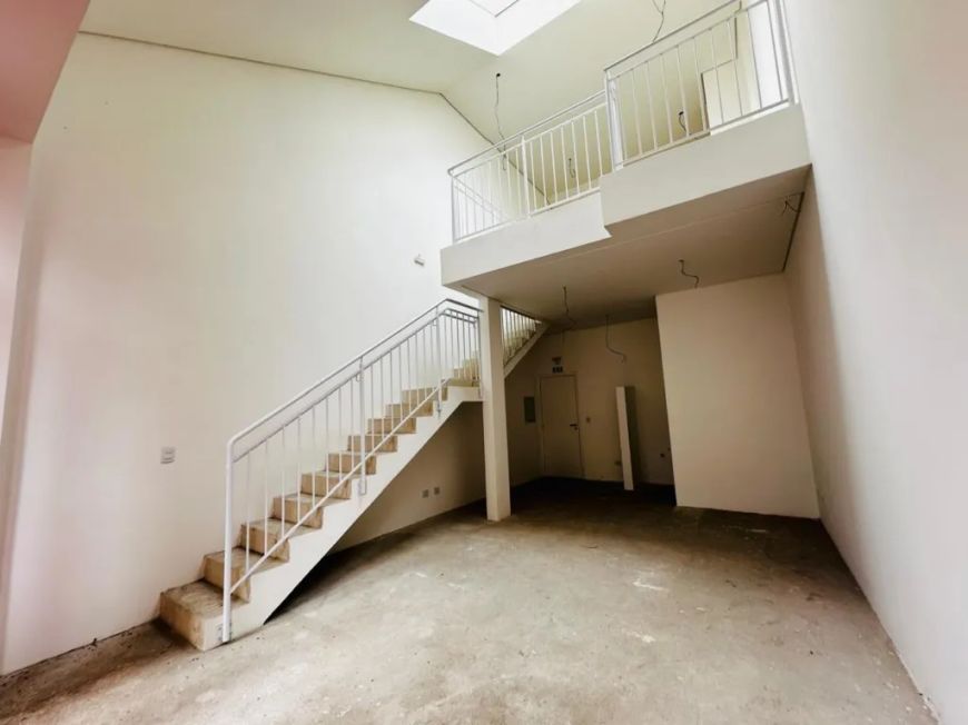 Sala Comercial à venda por R$ 450000.00, 76.64 m2 - CENTRO - CURITIBA/PR