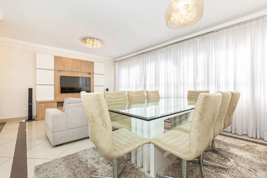 Apartamento com 3 quartos, 1 suíte, 1 vaga, no Bigorrilho - Curitiba