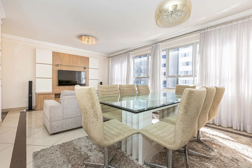 Apartamento com 3 quartos, 1 suíte, 1 vaga, no Bigorrilho - Curitiba