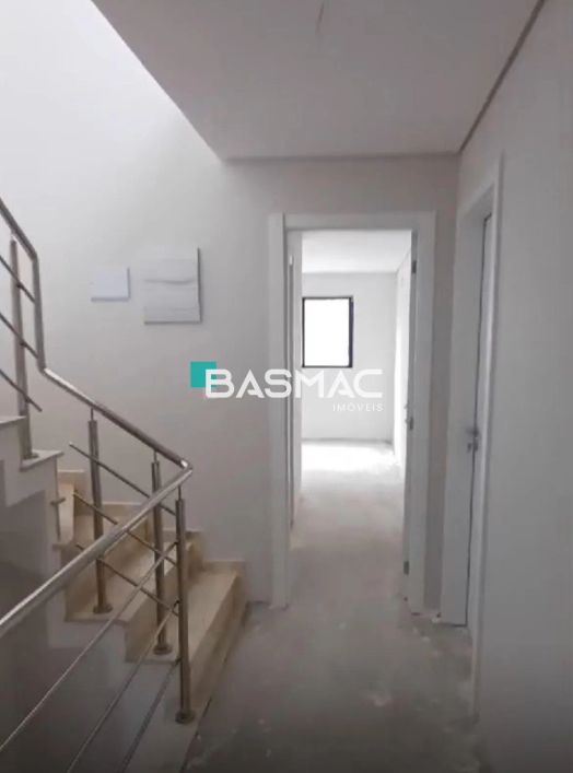 SOBRADO com 3 dormitórios à venda com 150m² por R$ 850.000,00 no bairro Boqueirão - CURITIBA / PR