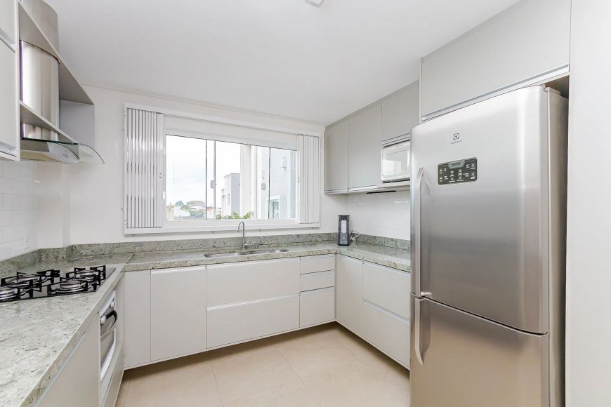 Sobrado a venda 109 m² - 3 quartos - 1 suíte - 2 vagas - Pilarzinho