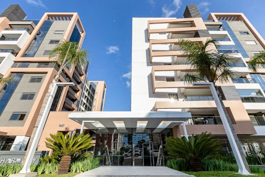Apartamento com 3 dormitórios, suíte, duas vagas à venda - Água Verde - Curitiba/PR