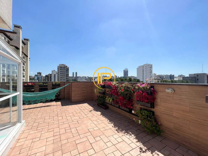 Cobertura no Edificio Affonso Hauer