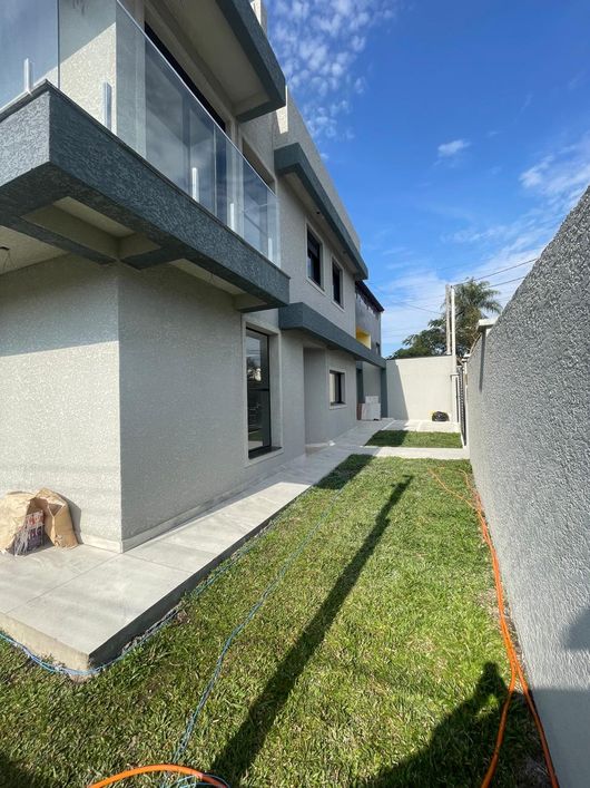 Casa com 3 quartos, 170m², à venda em Curitiba, Cidade Industrial
