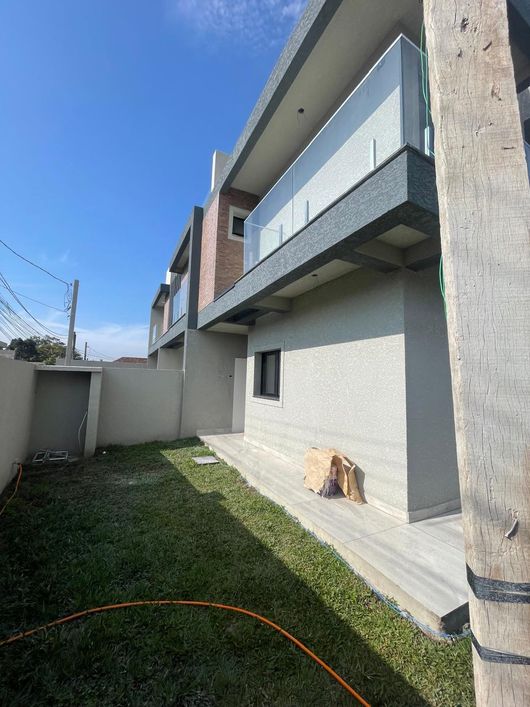 Casa com 3 quartos, 170m², à venda em Curitiba, Cidade Industrial