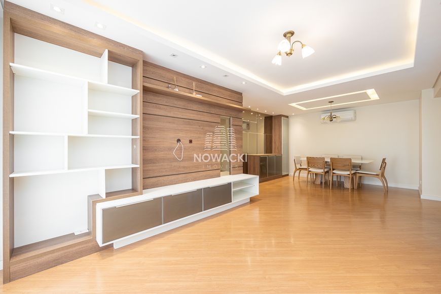 APARTAMENTO EM CONDOMÍNIO CLUB, COM 3 DORM; SUÍTE e 2 VAGAS NO BAIRRO ÁGUA VERDE