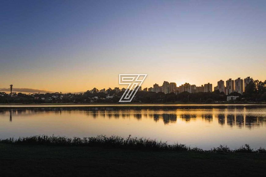 Apartamento a venda com 92m2 Privativos com 2 quartos no Bigorrilho - Curitiba - PR