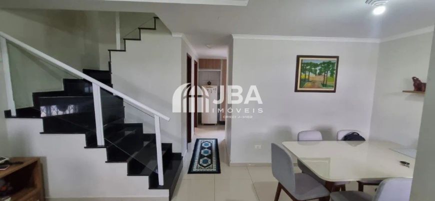 SOBRADO DUPLEX ENSOLARADO COM SACADA