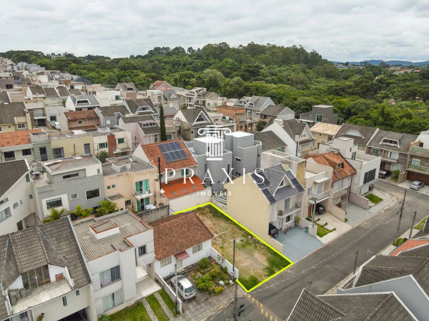 Praxis Imóveis vende excelente terreno no Condomínio Fechado Garibaldi das Azaléias no Abranches/Cac