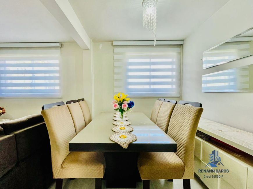 Vende-se incrível apartamento semi mobiliado de 2 Dormitórios próximo ao Colégio Madre Cléia no bair
