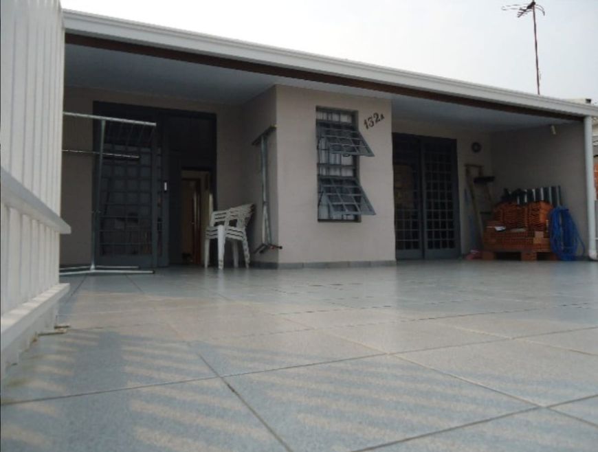 Excelente Sobrado no Uberaba - Curitiba - PR