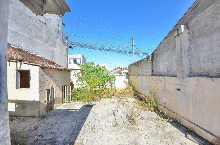Terreno para venda em Xaxim - Curitiba - PR