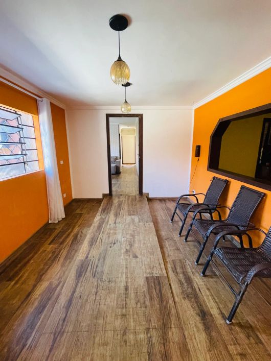 Casa térrea para venda com 229 metros quadrados com 4 quartos em Xaxim - Curitiba - PR