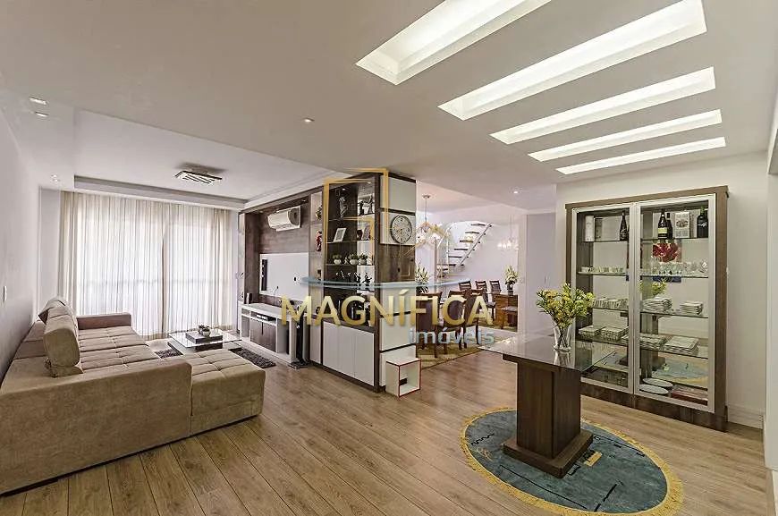 APARTAMENTO com 3 dormitórios à venda com 220m² por R$ 1.300.000,00 no bairro Campo Comprido - CURIT