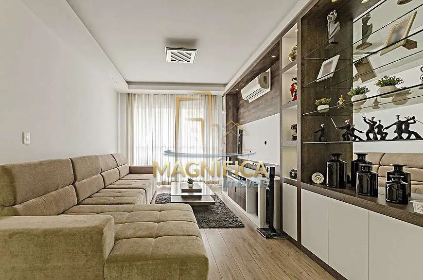 APARTAMENTO com 3 dormitórios à venda com 220m² por R$ 1.300.000,00 no bairro Campo Comprido - CURIT
