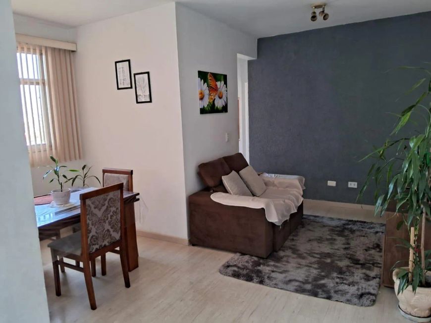 Apartamento 3 Quartos para Venda em Curitiba, Novo Mundo, 3 dormitórios, 1 banheiro, 1 vaga