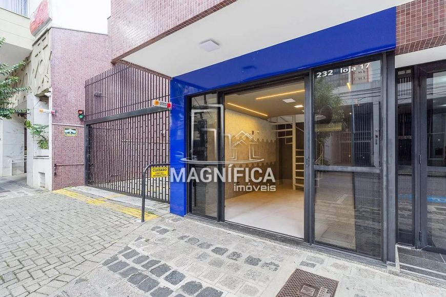 LOJA CENTRO DE CURITIBA PARA VENDA .